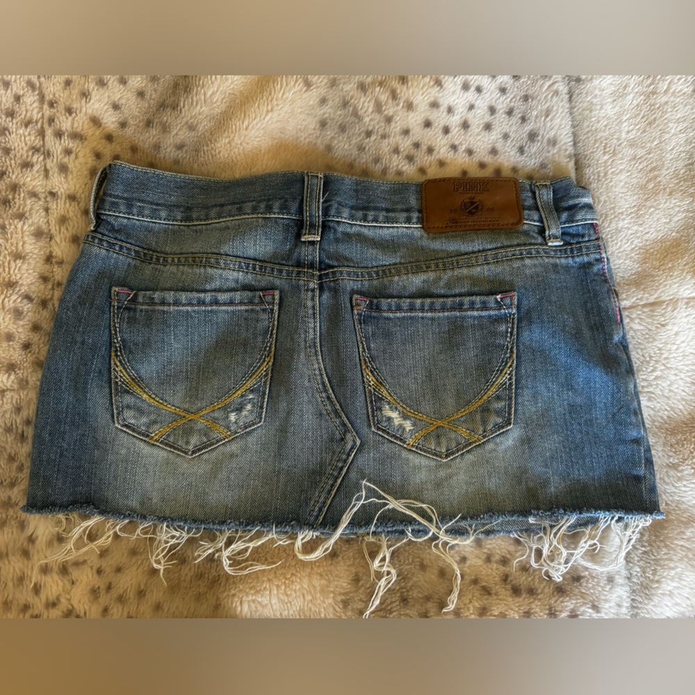 NWOT size 0 Vintage PINK Victoria's Secret Distressed Denim Extra Mini Skirt - Picture 5 of 8